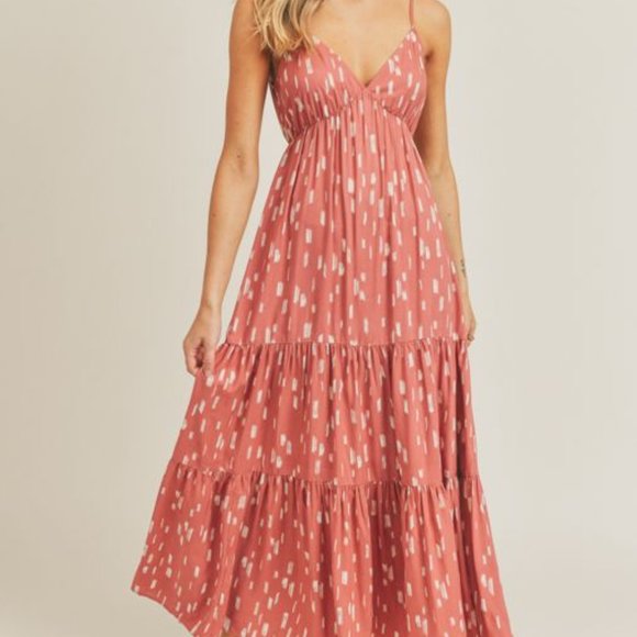 ❤️HP! Mauve Cream Printed Tiered Maxi Dress - Picture 6 of 11